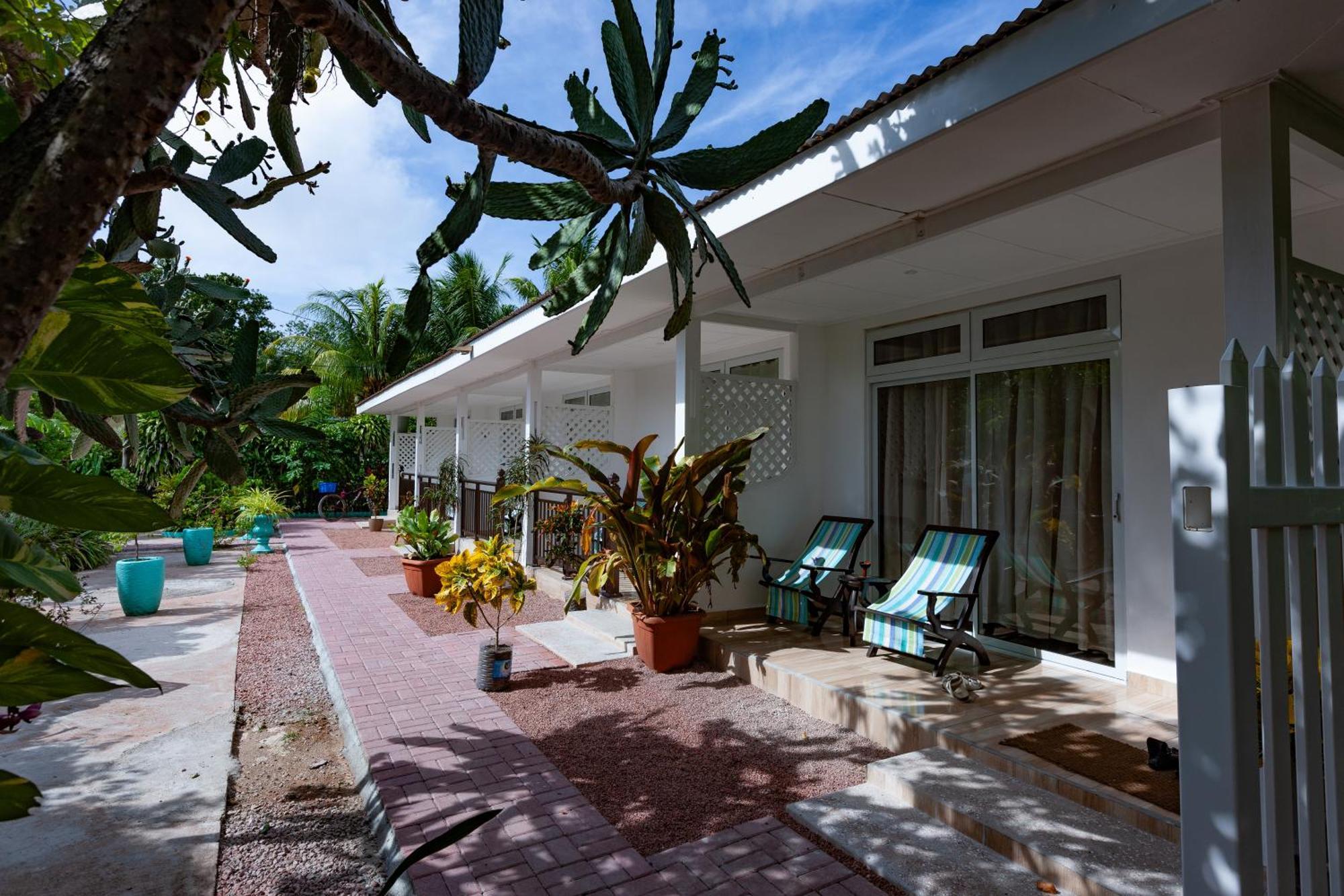 Orchid Self Catering Apartment La Digue Kültér fotó